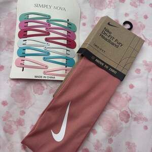 Nike Headband + Hair Clips (NWT)